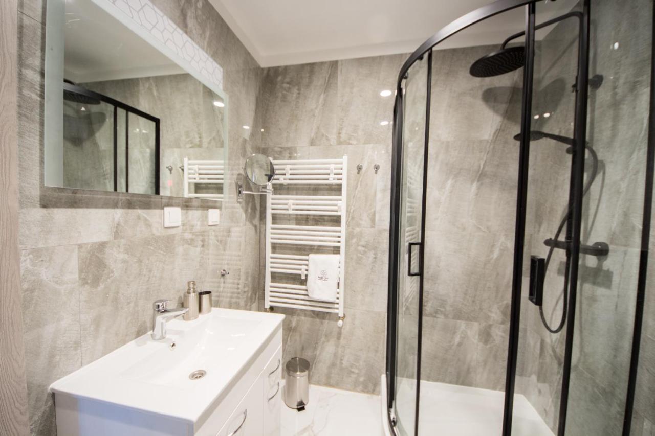 Apartament 23 Park City Ostrów Wielkopolski Extérieur photo