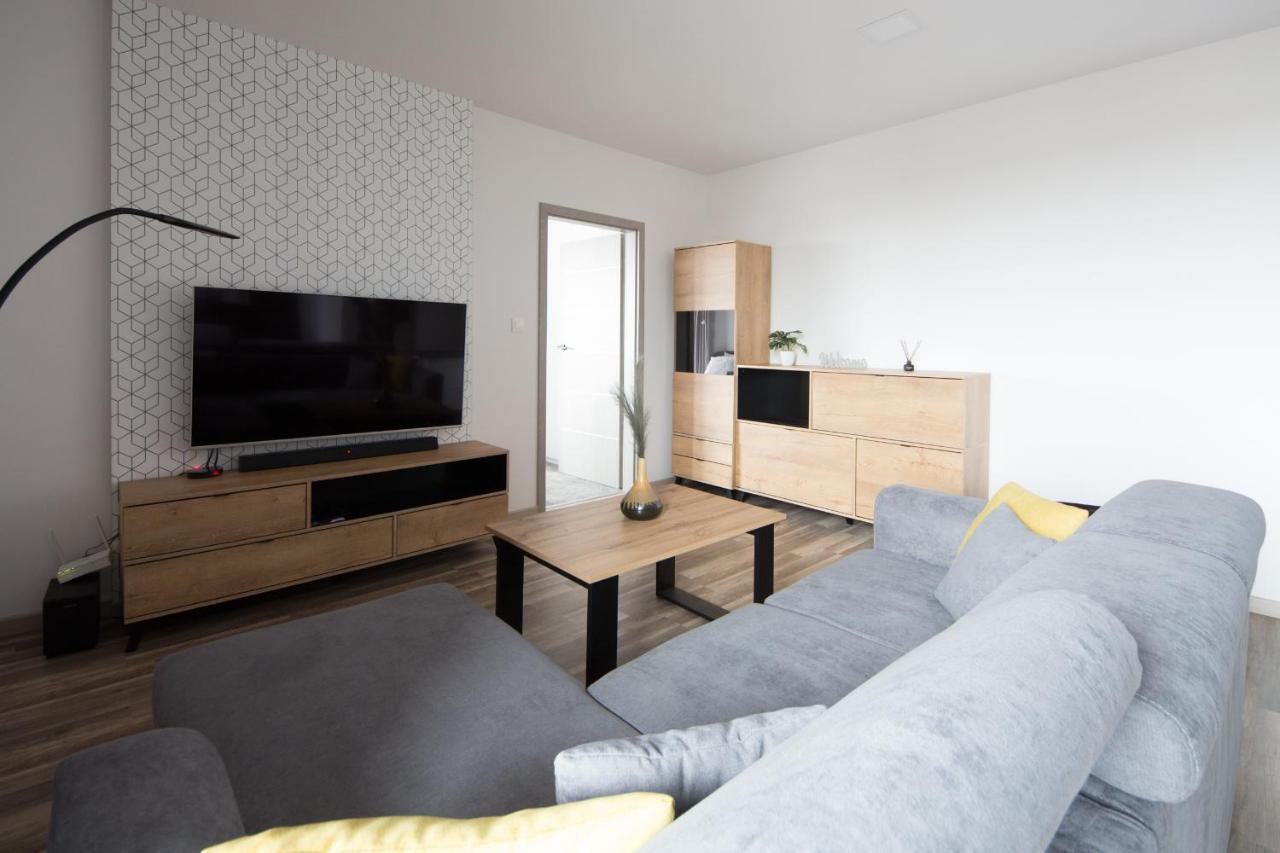 Apartament 23 Park City Ostrów Wielkopolski Extérieur photo